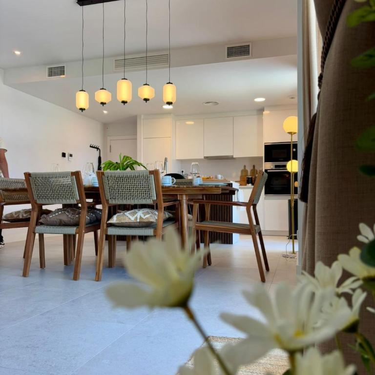 Modern 4-Person Apartment with Pool & Indoor Parking - Two-Bedroom Apartment with Garden View - 18