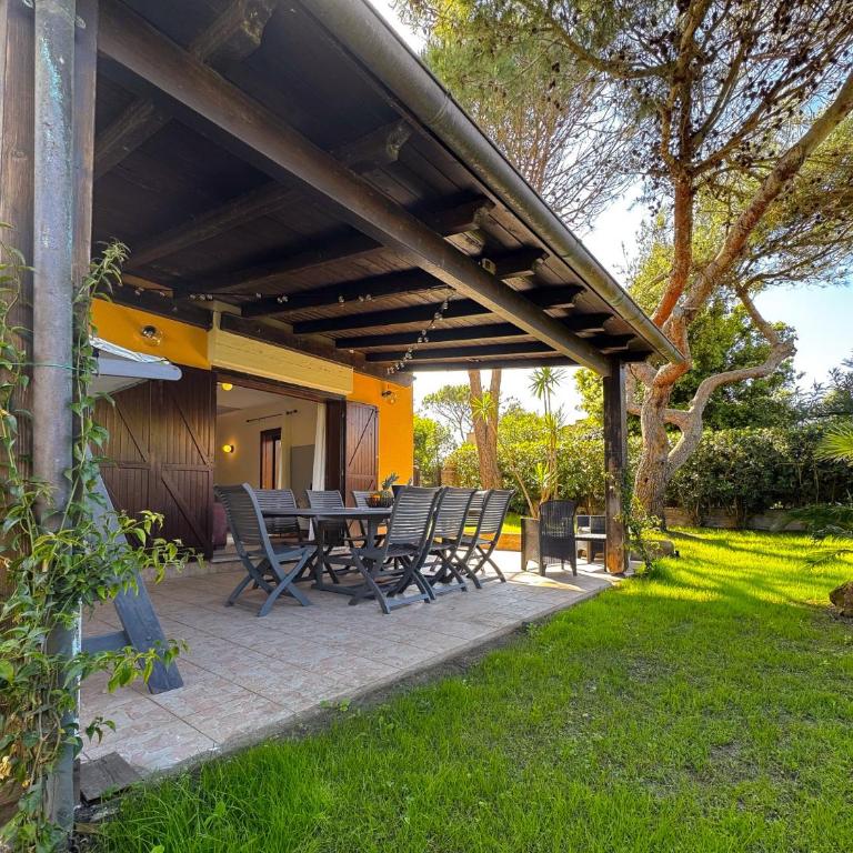 Villa Erica - near La Pelosa Beach by Host Hero - Villa - 1