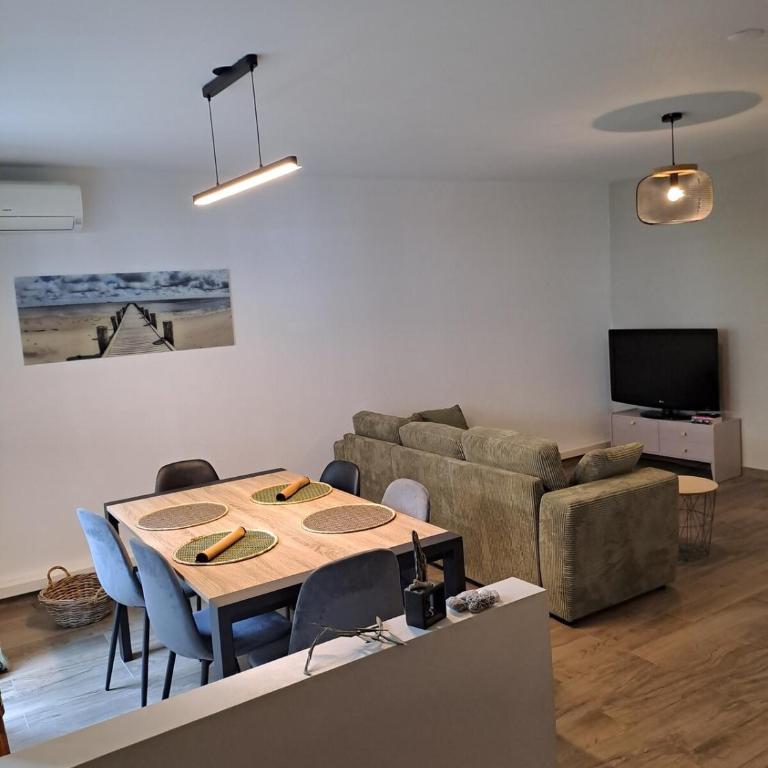 Appartement spacieux - Two-Bedroom Apartment - 7