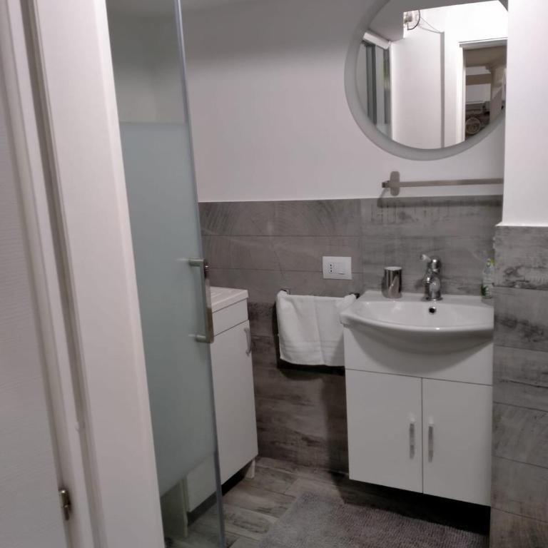 Single room nearby the beach - Appartamento con 1 Camera da Letto - 19