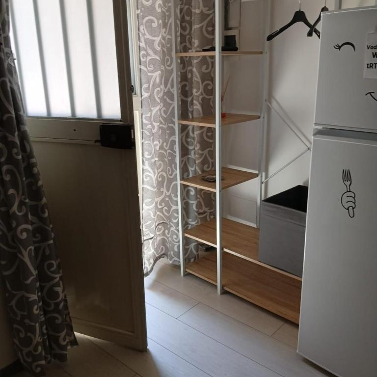 Single room nearby the beach - Appartamento con 1 Camera da Letto - 28