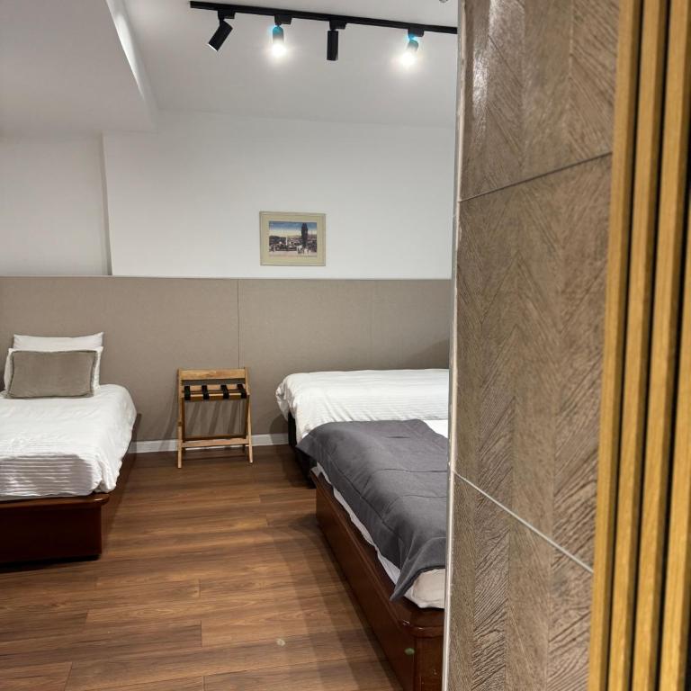 Hotel Astra - Superior Četvorokrevetna Soba - 8