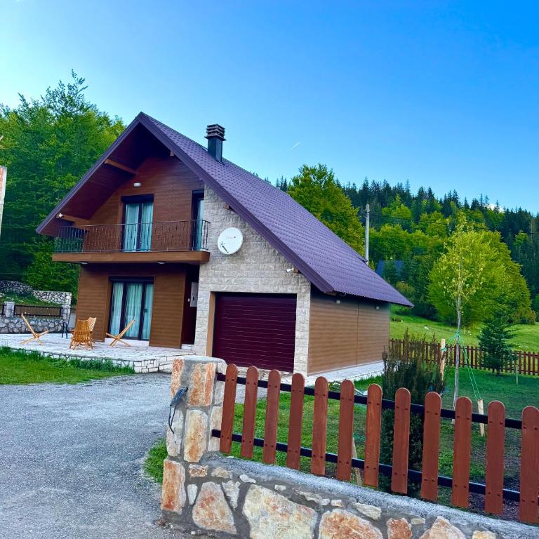 North Forest - Three-Bedroom Villa - 3