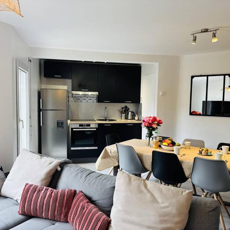 Ty Marie Galante, 2 chambres, plage et commerces à pied, parking - Casa con 2 Camere da Letto - 4