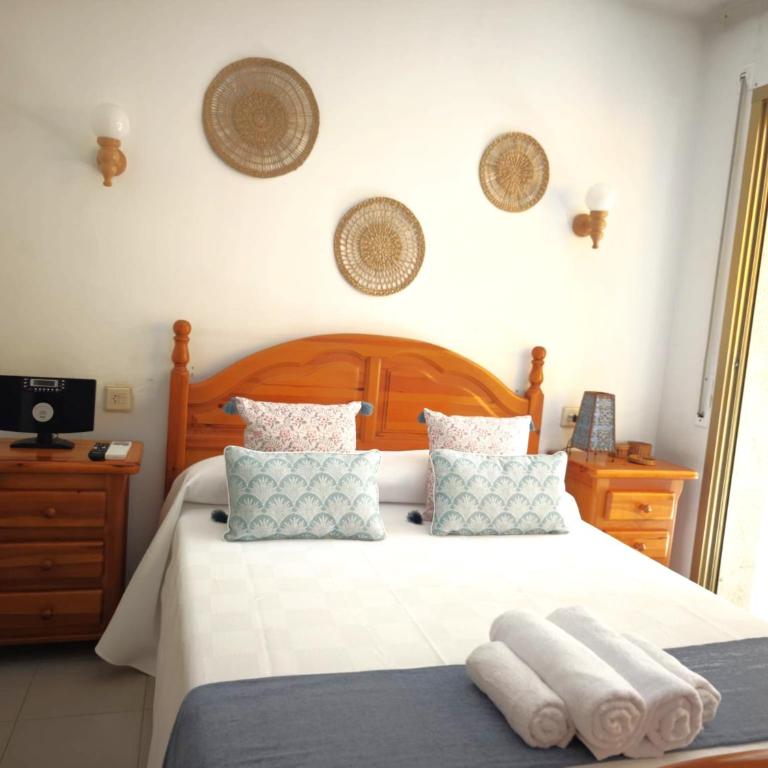 Reina Apartment 150m to Beach with Pool and Balcony near to PortAventura - Apartamento de 2 dormitorios - 25
