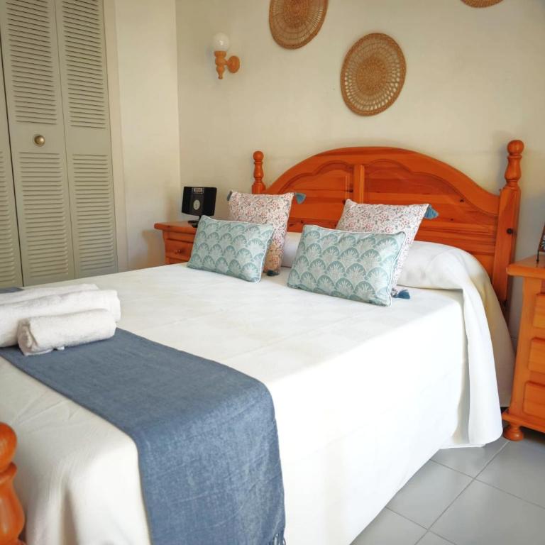 Reina Apartment 150m to Beach with Pool and Balcony near to PortAventura - Apartamento de 2 dormitorios - 26