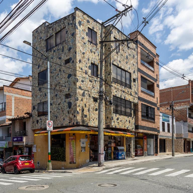 Parque de Envigado a 350 mts, 2bd, 500mb internet - Two-Bedroom Apartment - 21