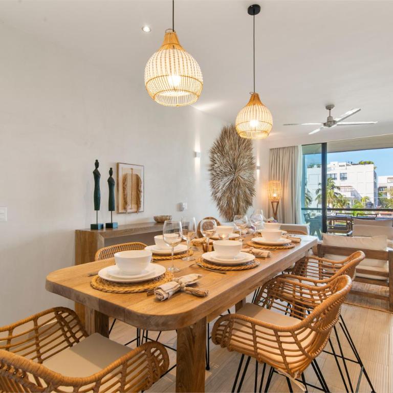Cozy & New 2BR Rooftop, Central, 10min to beach - Two-Bedroom Apartment with Balcony and Terrace - 20