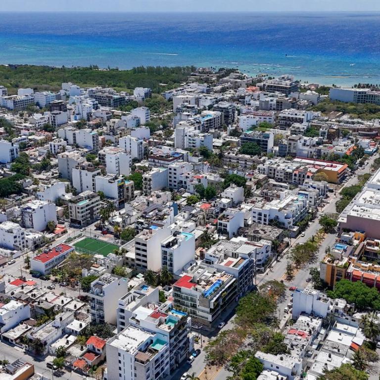 Cozy & New 2BR Rooftop, Central, 10min to beach - Two-Bedroom Apartment with Balcony and Terrace - 35