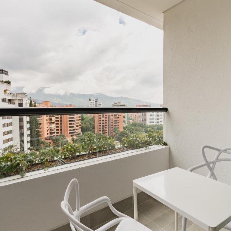 Grand By Jalo - Two-Bedroom Apartment - 7