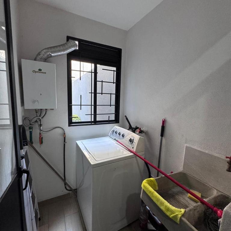 Bonito Departamento cerca de Foro de GNP - Two-Bedroom Apartment - 16