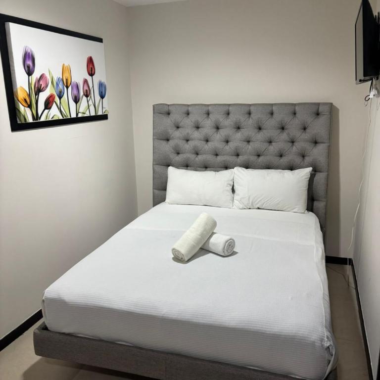Espectacular departamento frente al mar - Three-Bedroom Apartment - 19