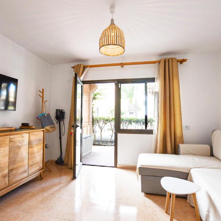 Book Jet - OASIS CORRALEJO Apartments Pool & WIFI - Apartamento de 1 dormitorio con terraza - 1