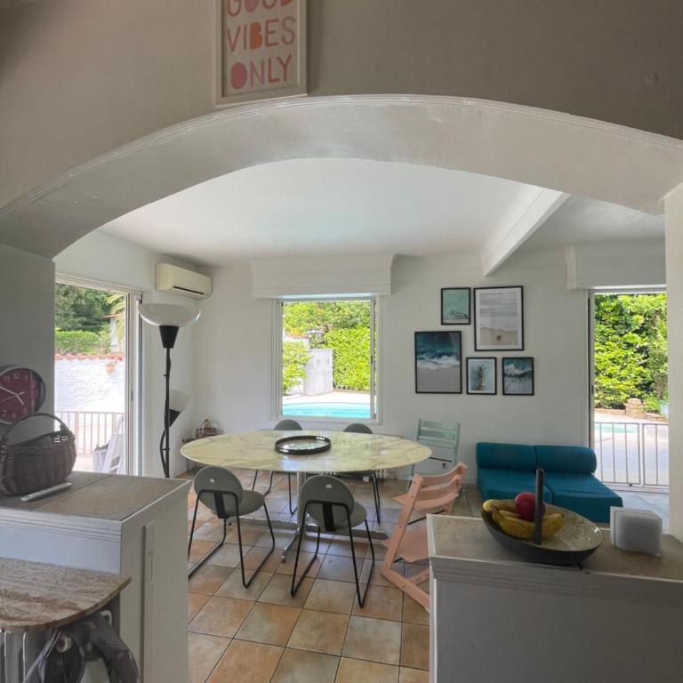 Villa Spacieuse avec Piscine Privée - Casa con 5 Camere da Letto - 7