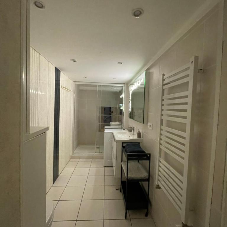 Villa Spacieuse avec Piscine Privée - Casa con 5 Camere da Letto - 20