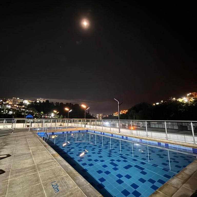 Acogedor y moderno apartamento en Manizales - Two-Bedroom Apartment - 12