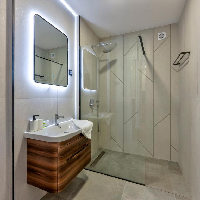Modena Resort Spa & Wellness Zlatibor - One-Bedroom Apartment with Balcony - 32
