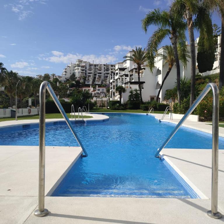 2 Bedrooms Sea View Apartment in Calahonda - Apartamento de 2 dormitorios con vistas al mar - 39