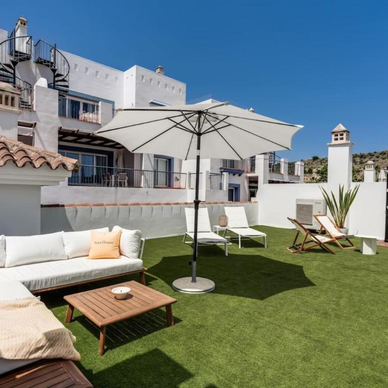 Luxury Penthouse With Sea View in Paraiso Pueblo - Apartment - 26