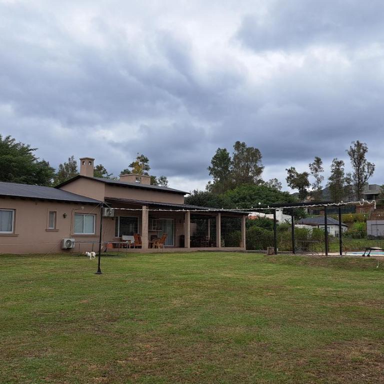 Refugio en Praderas - Four-Bedroom House - 34