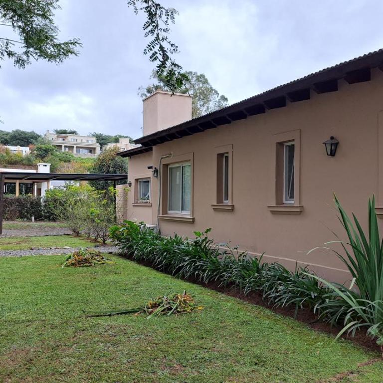 Refugio en Praderas - Four-Bedroom House - 41