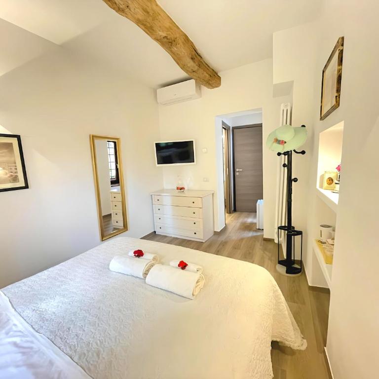 La Casa di Ines - Double Room with Private Bathroom - 5