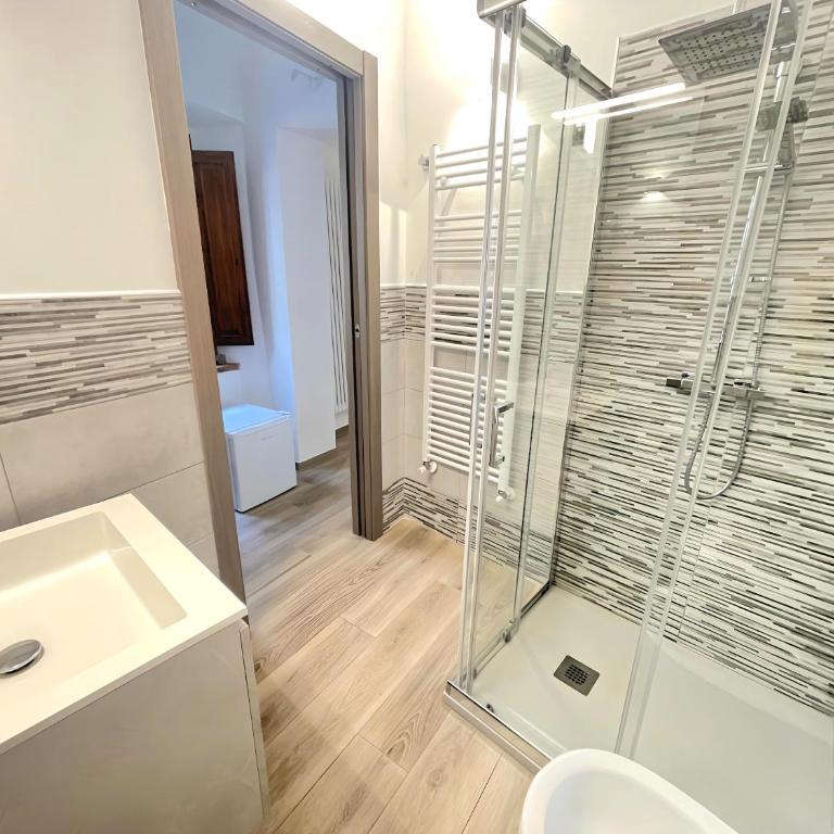 La Casa di Ines - Double Room with Private Bathroom - 8