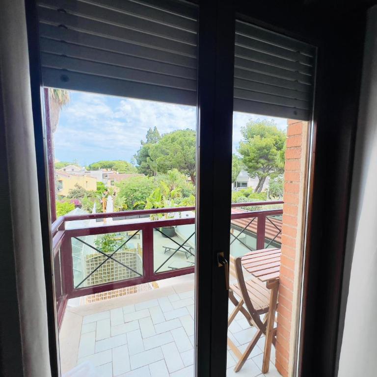 Villa Finch Mondello - Three-Bedroom Villa - 29