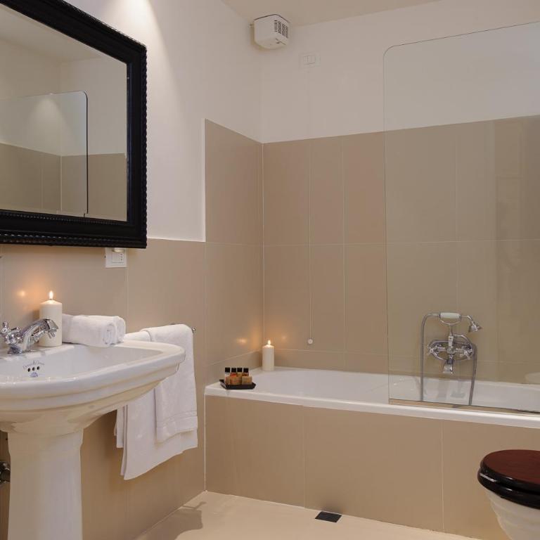 Hotel Lungarno Vespucci 50 - Junior Suite - 7