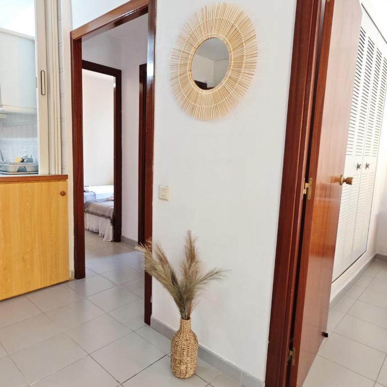 Reina Apartment 150m to Beach with Pool and Balcony near to PortAventura - Apartamento de 2 dormitorios - 44