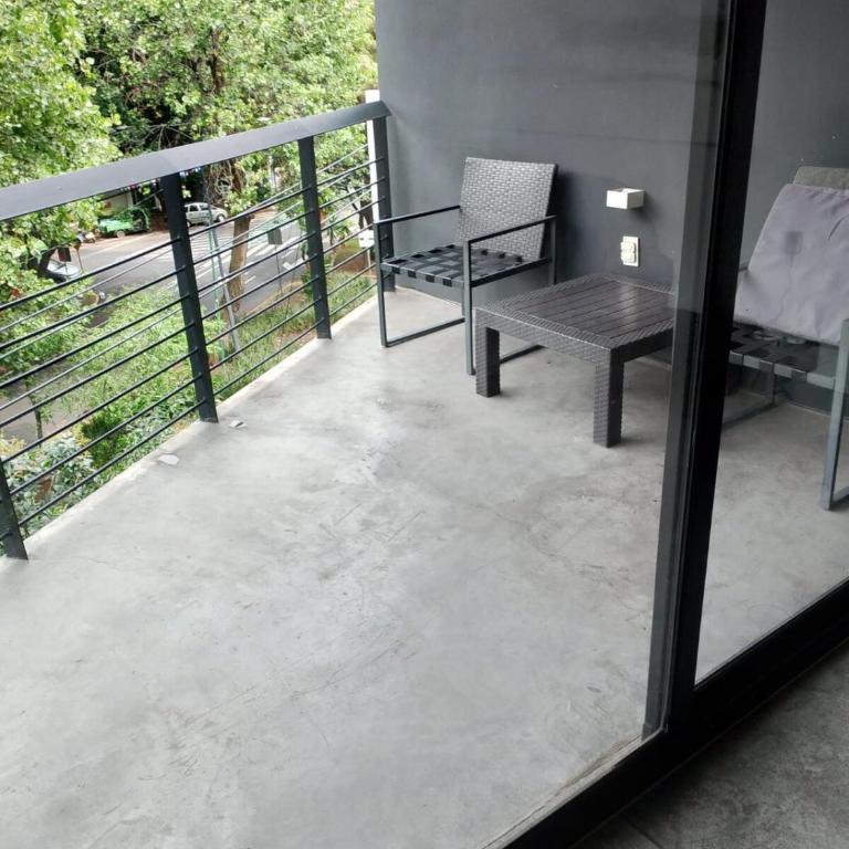 Modern loft 2 blocks from WTC with parking - One-Bedroom Apartment - 18