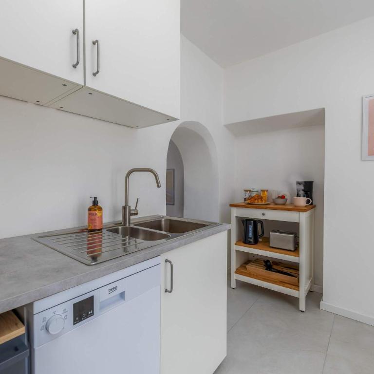 White Sage - Lake Como Paradise - Two-Bedroom Apartment - 6