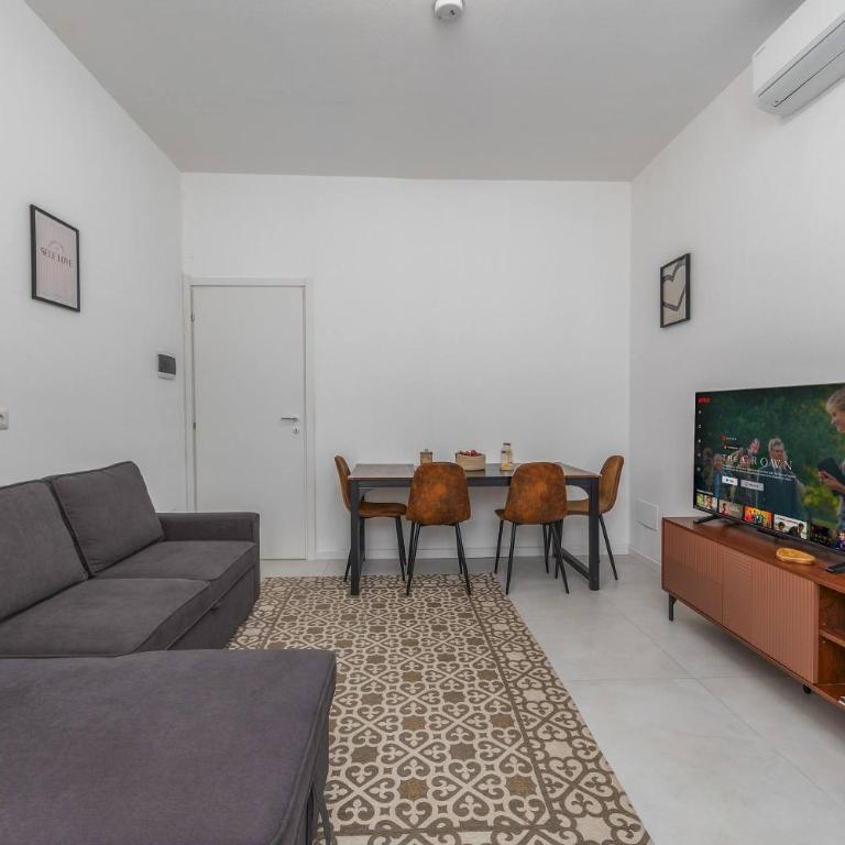 White Sage - Lake Como Paradise - Two-Bedroom Apartment - 11
