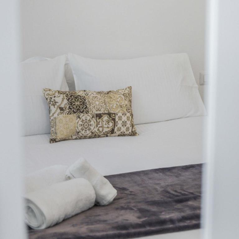 White Sage - Lake Como Paradise - Two-Bedroom Apartment - 29