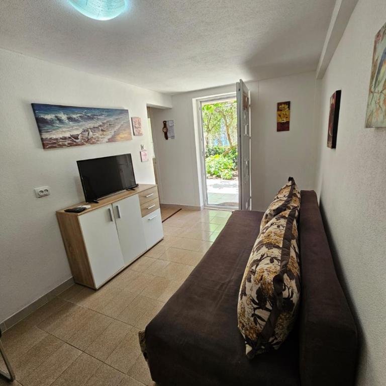 Vila Lučica apartman u prizemlju - One-Bedroom Apartment - 8