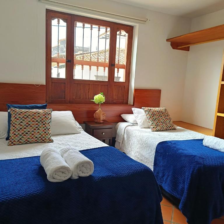 Apartamento turístico familiar con parqueadero a 4 cuadras de la plaza - Two-Room Apartment - 5