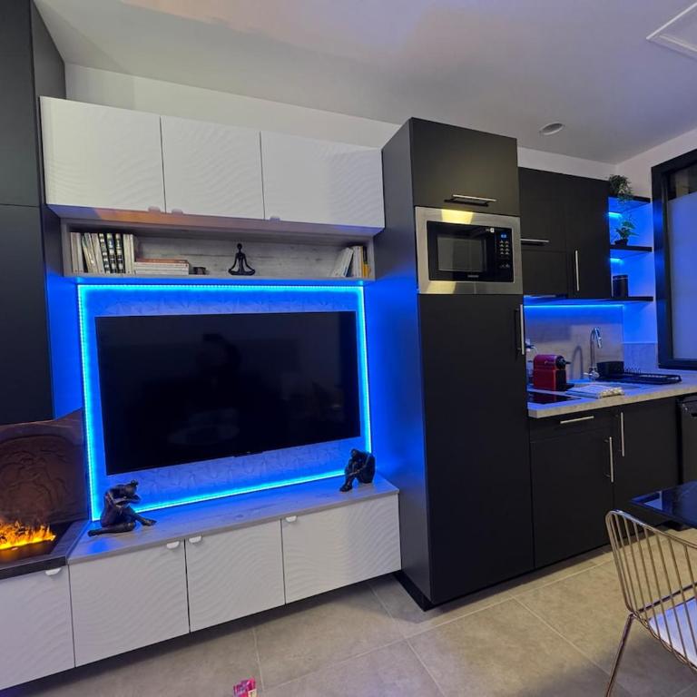 - Aux Bulles 2 - Suite & SPA - By Skyline Résidence - Apartamento Suite - 2