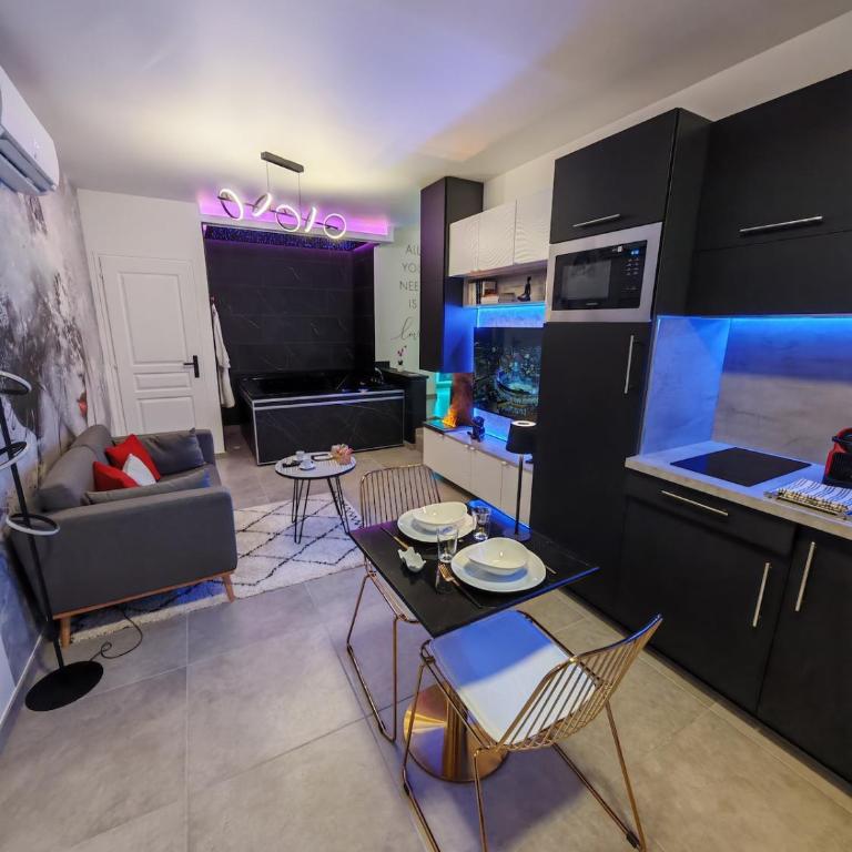 - Aux Bulles 2 - Suite & SPA - By Skyline Résidence - Apartamento Suite - 8
