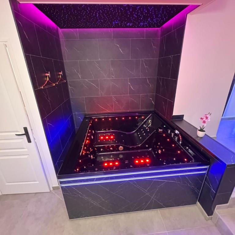 - Aux Bulles 2 - Suite & SPA - By Skyline Résidence - Apartamento Suite - 18