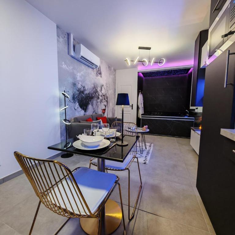 - Aux Bulles 2 - Suite & SPA - By Skyline Résidence - Apartamento Suite - 21