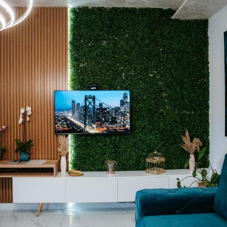 Luxury Apartments Mostar - Two-Bedroom Apartment with Balcony - 23