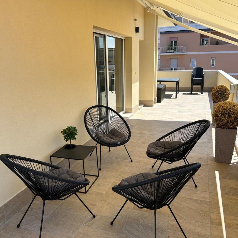 Nada Bianca - Attico di Luce - Appartamento con 2 Camere da Letto - 22