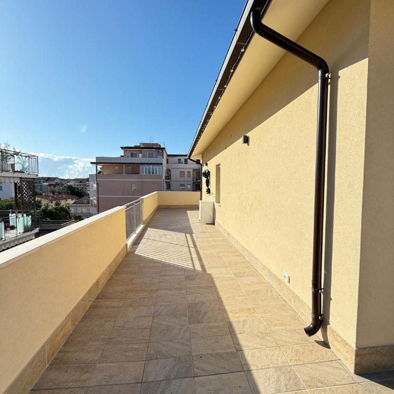 Nada Bianca - Attico di Luce - Appartamento con 2 Camere da Letto - 37