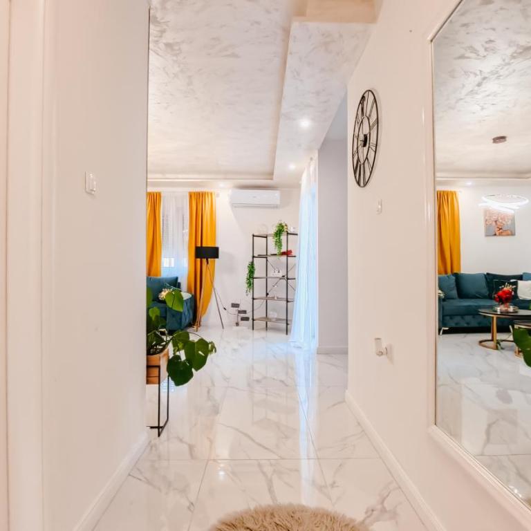 Luxury Apartments Mostar - Two-Bedroom Apartment with Balcony - 25