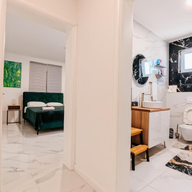 Luxury Apartments Mostar - Two-Bedroom Apartment with Balcony - 27