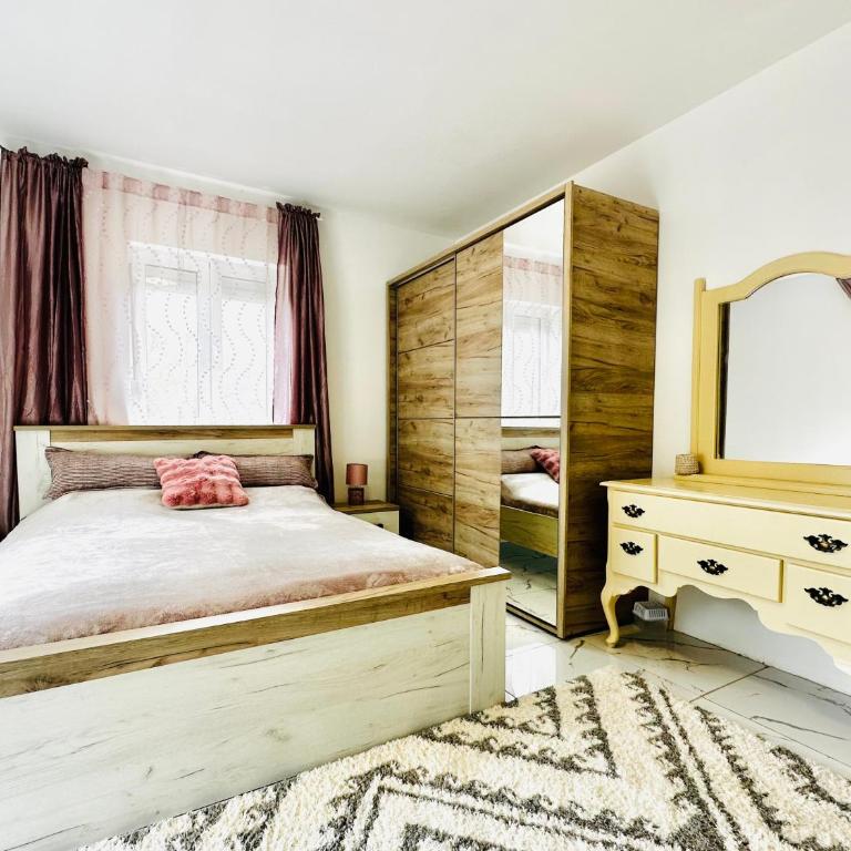 MorePlanina - Two-Bedroom Apartment - 3