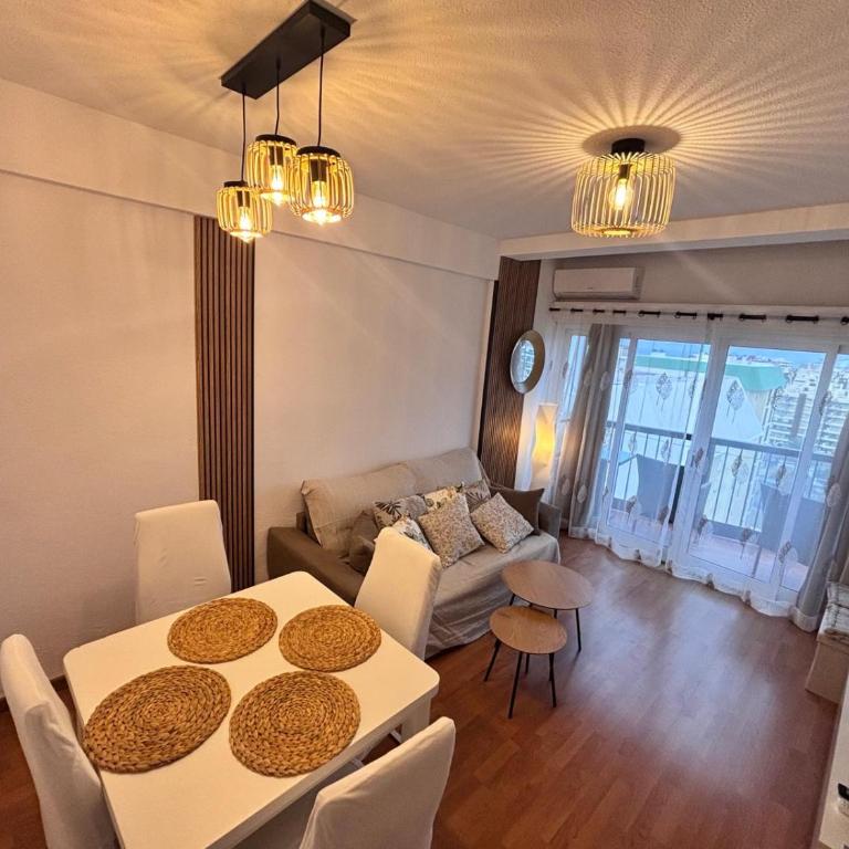 Apartamento Primera Línea de Playa Paseo Marítimo Perla 5 - Apartamento de 1 dormitorio - 7