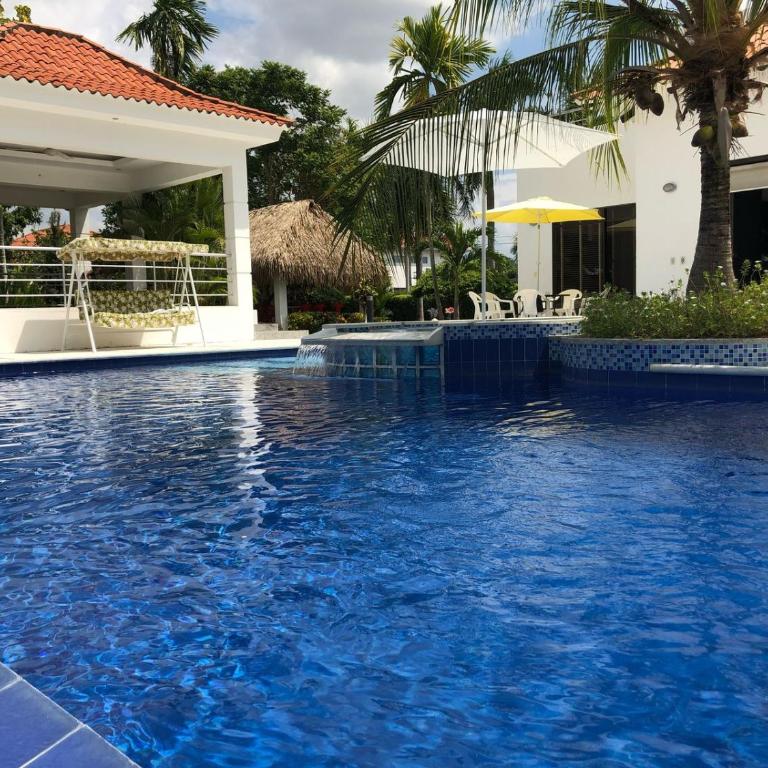 Mediterranea y Nueva - Casa de 3 dormitorios - 2