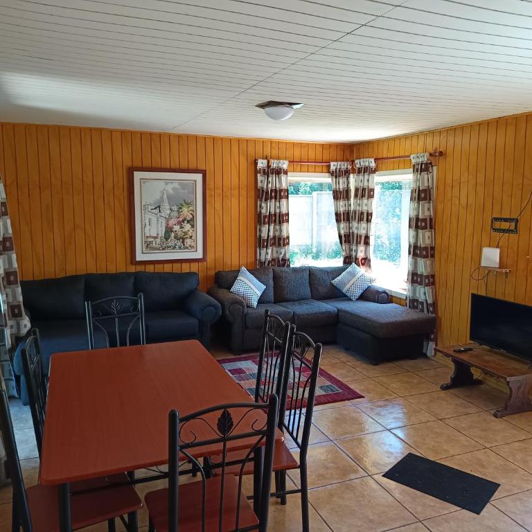 Refugio Natural Pucón - Habitación Familiar con vistas al jardín - 3
