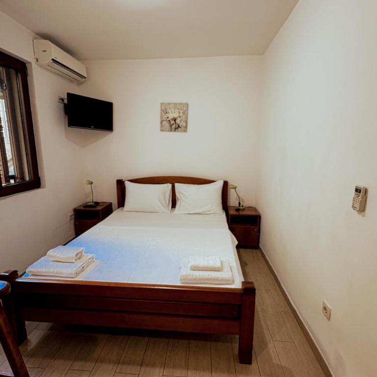 Boutique Hotel Moonstar - Dvokrevetna Soba sa Bračnim Krevetom - 2